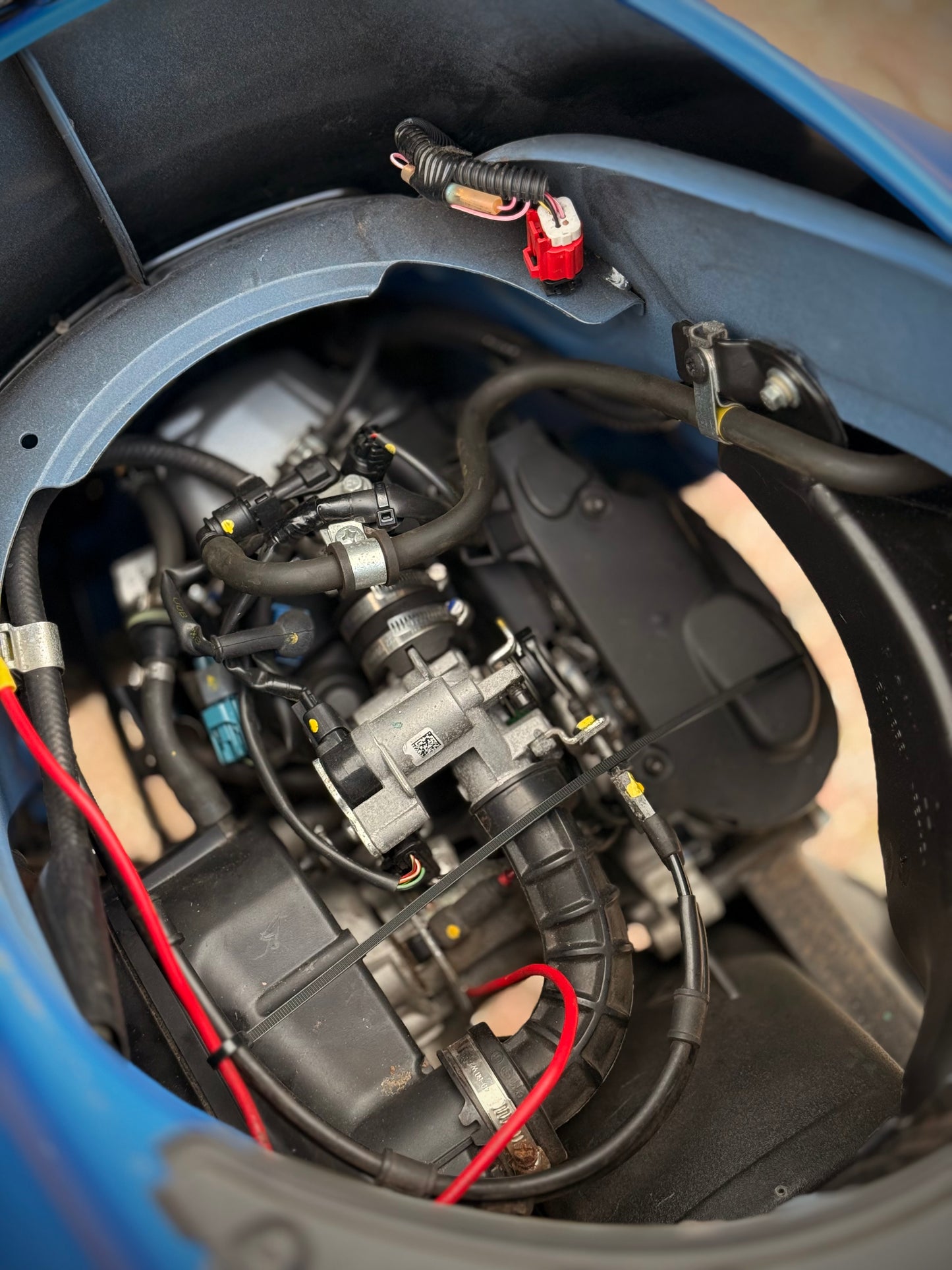 Vespa Sprint E5 2021 custom vivace blue