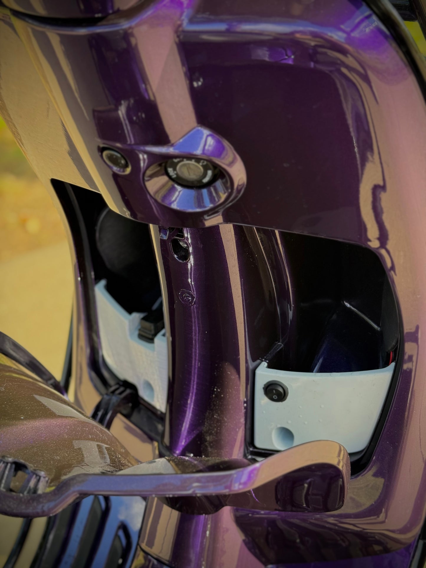 Vespa Sprint E4 2020 custom Bruut purple