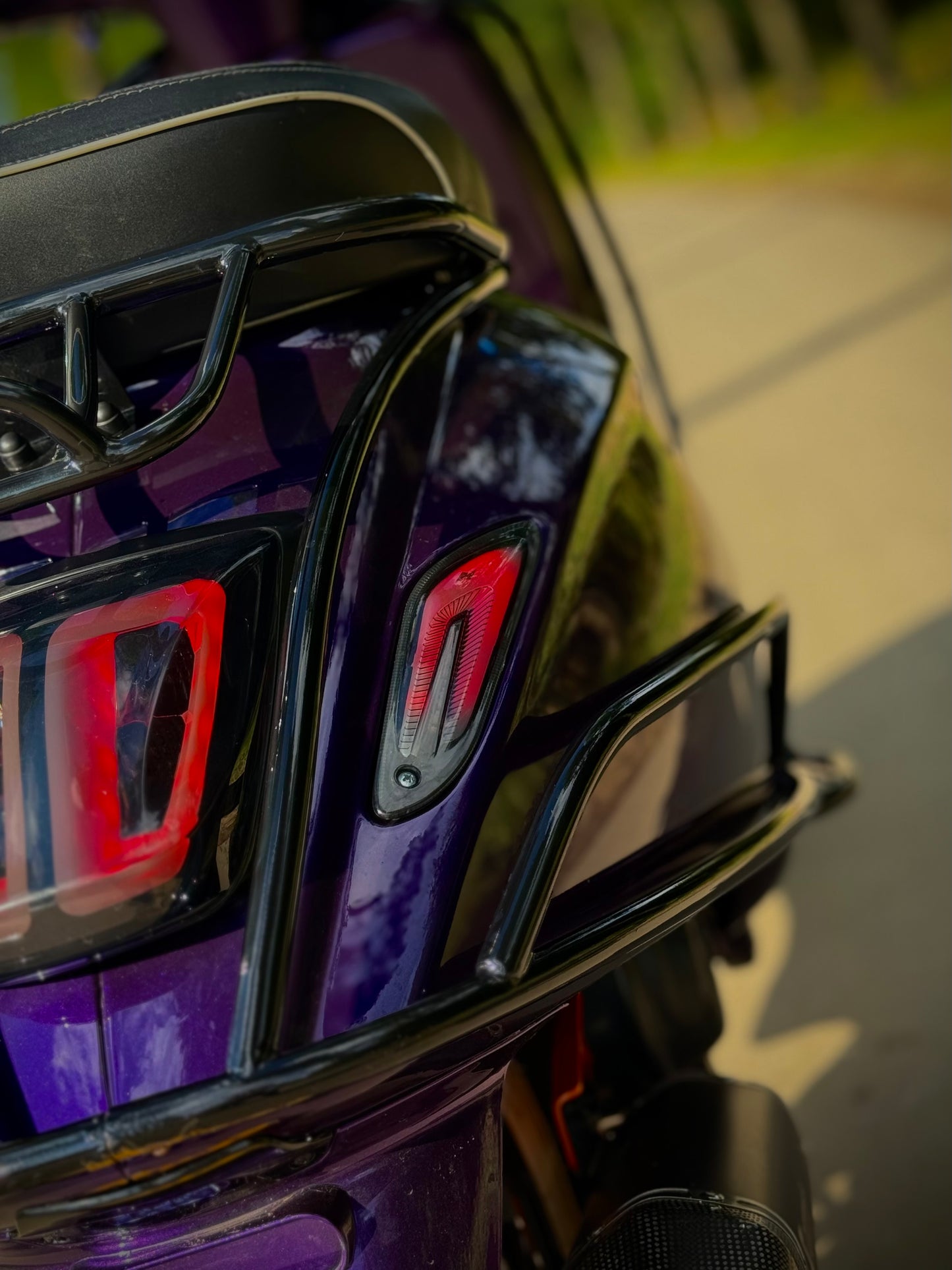Vespa Sprint E4 2020 custom Bruut purple