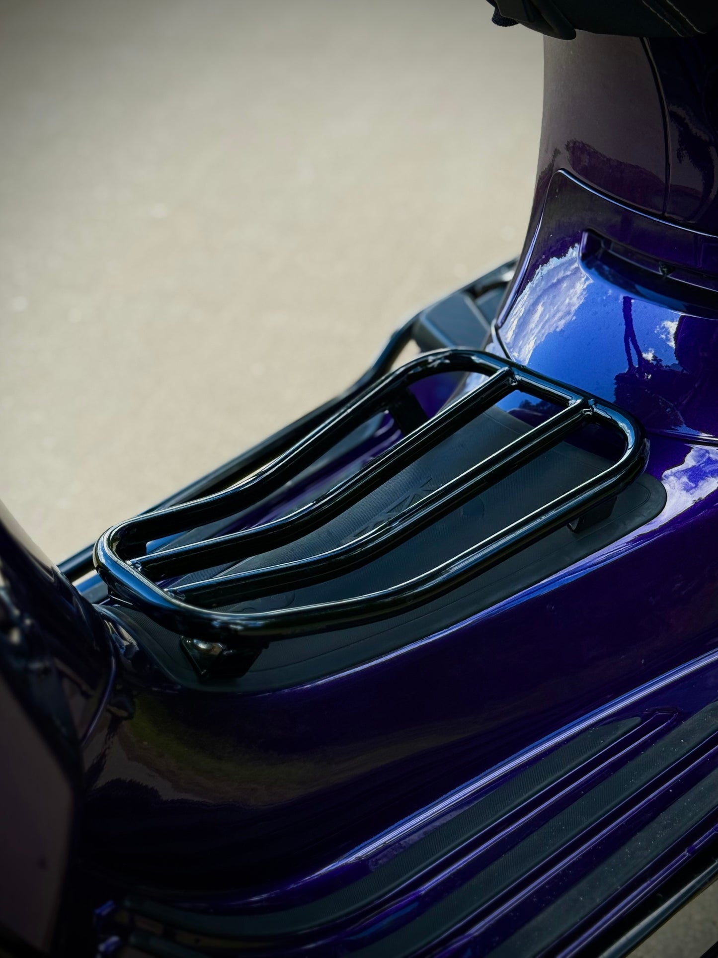 Vespa Sprint E4 2020 custom Bruut purple