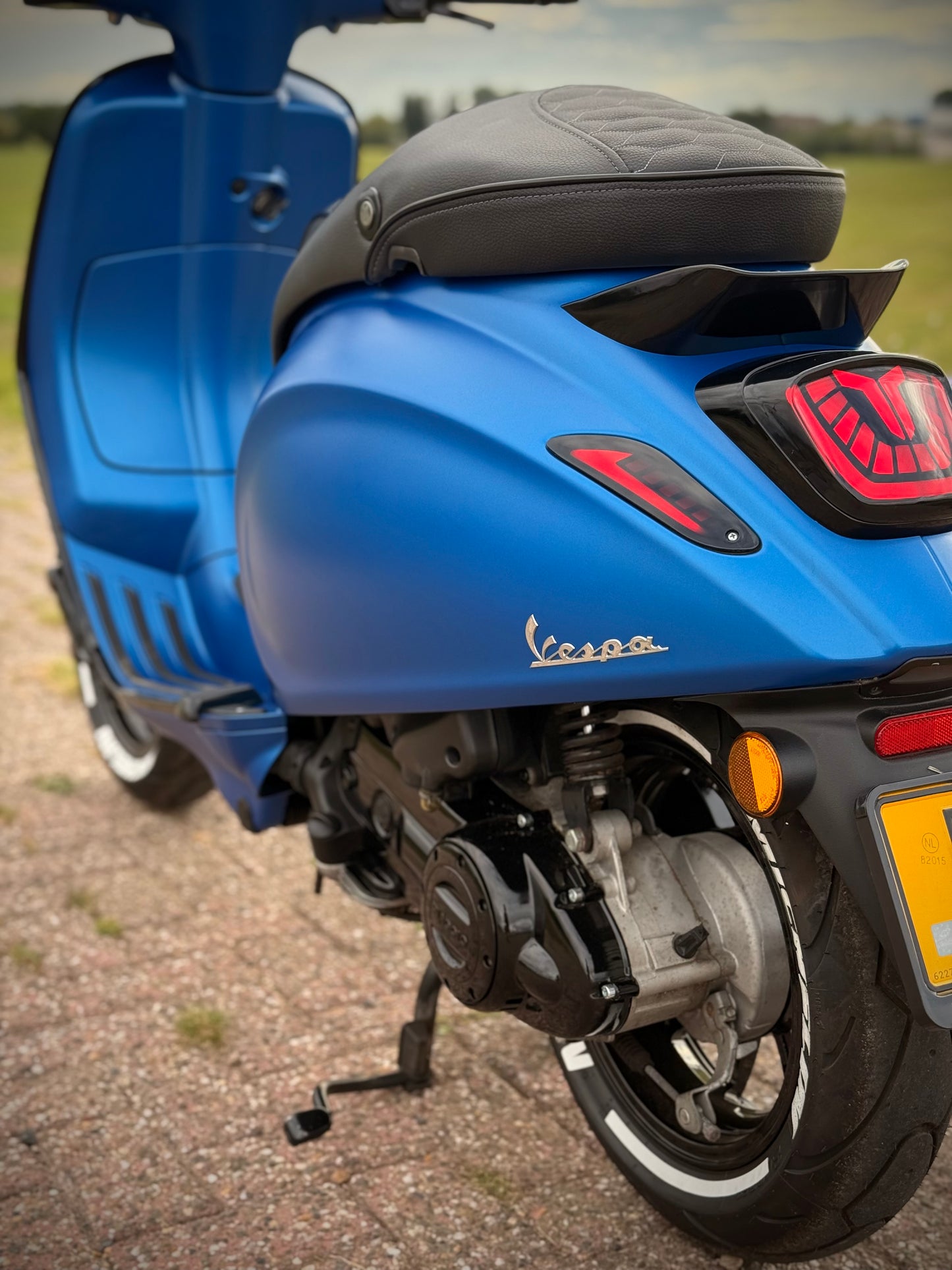 Vespa Sprint E5 2021 custom vivace blue