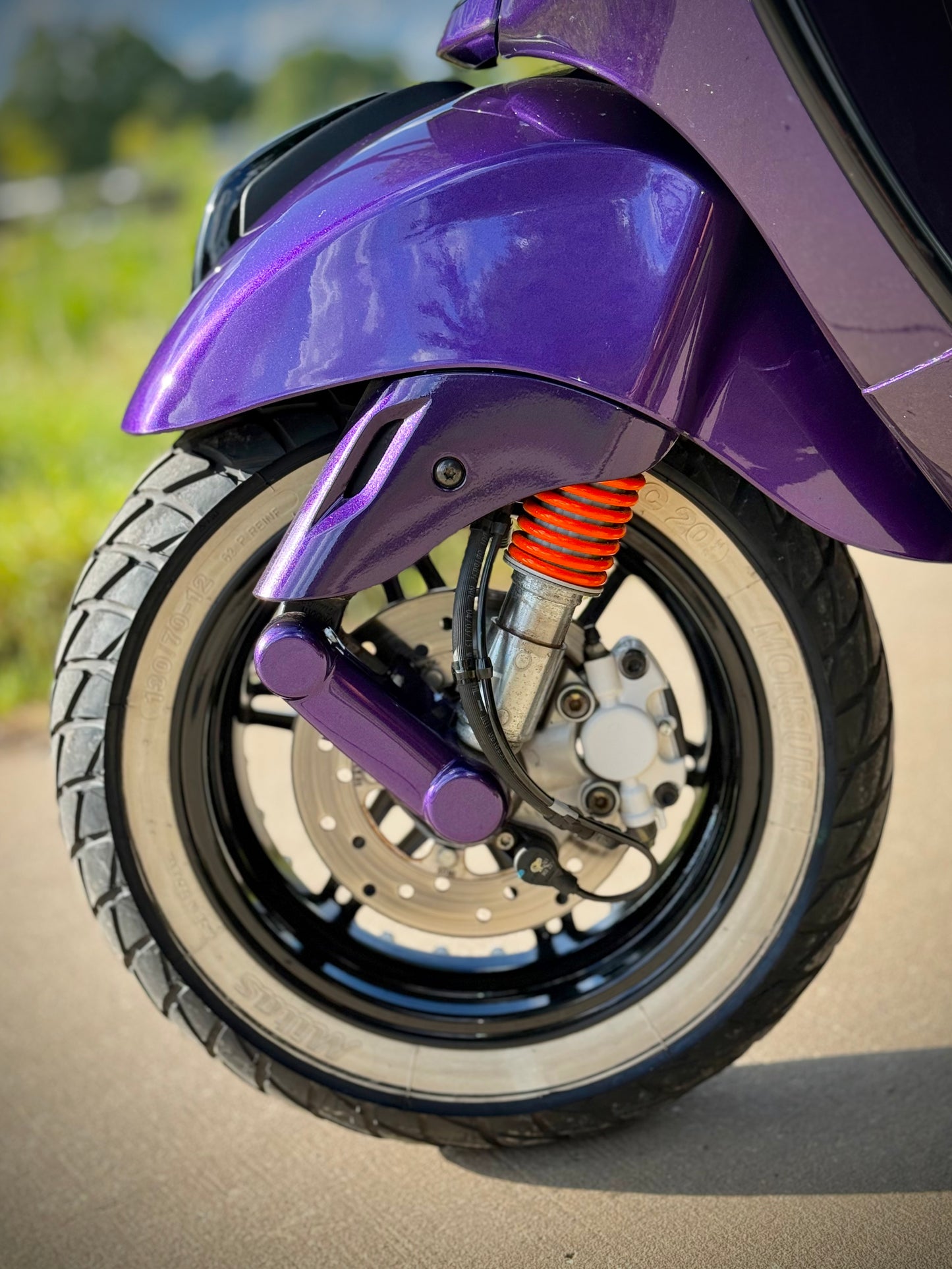 Vespa Sprint E4 2020 custom Bruut purple