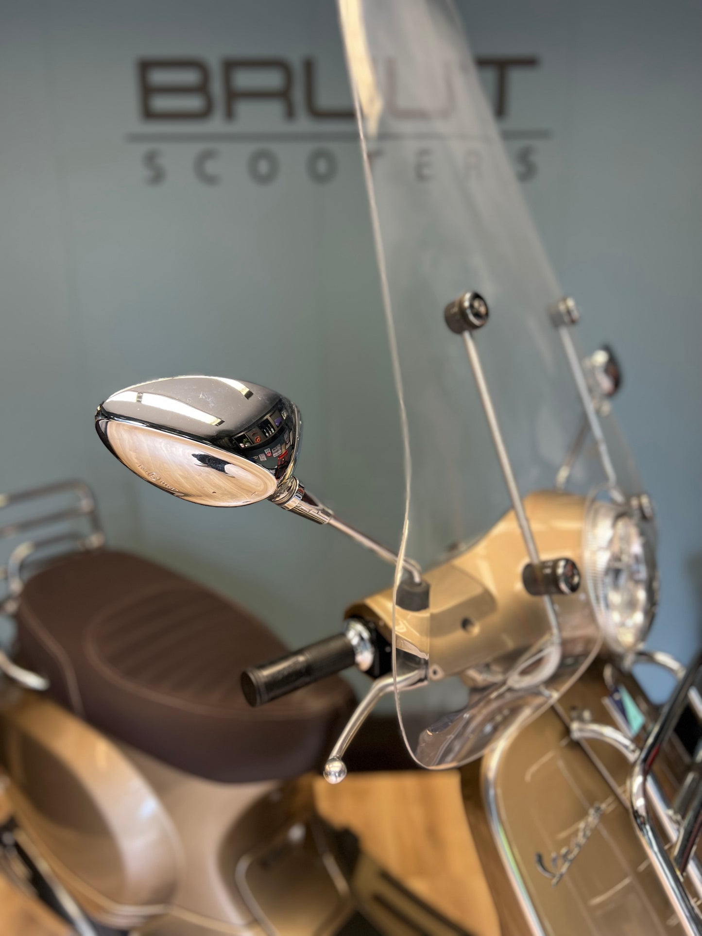 Vespa LX touring 2013 goud perseo