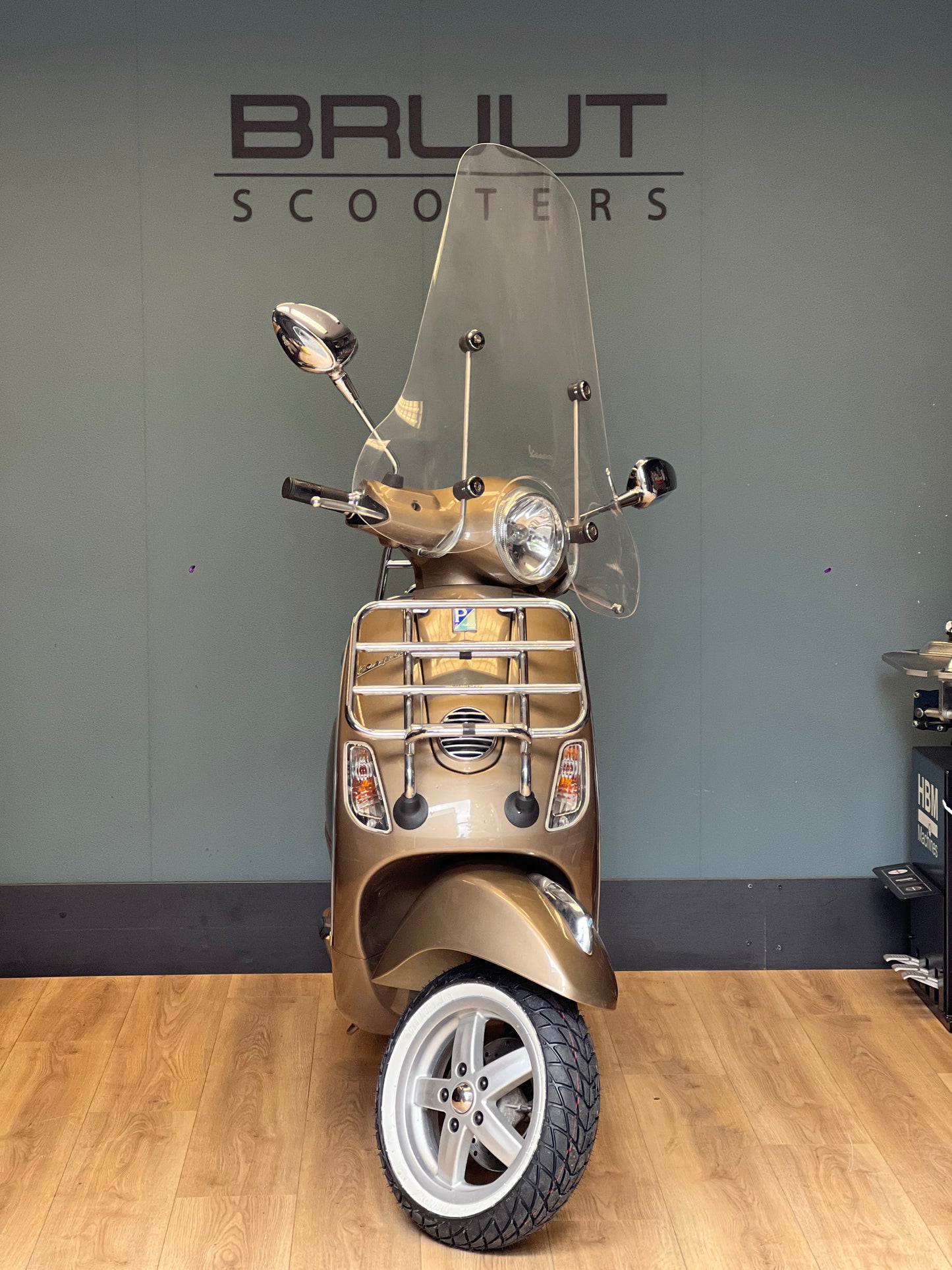 Vespa LX touring 2013 goud perseo