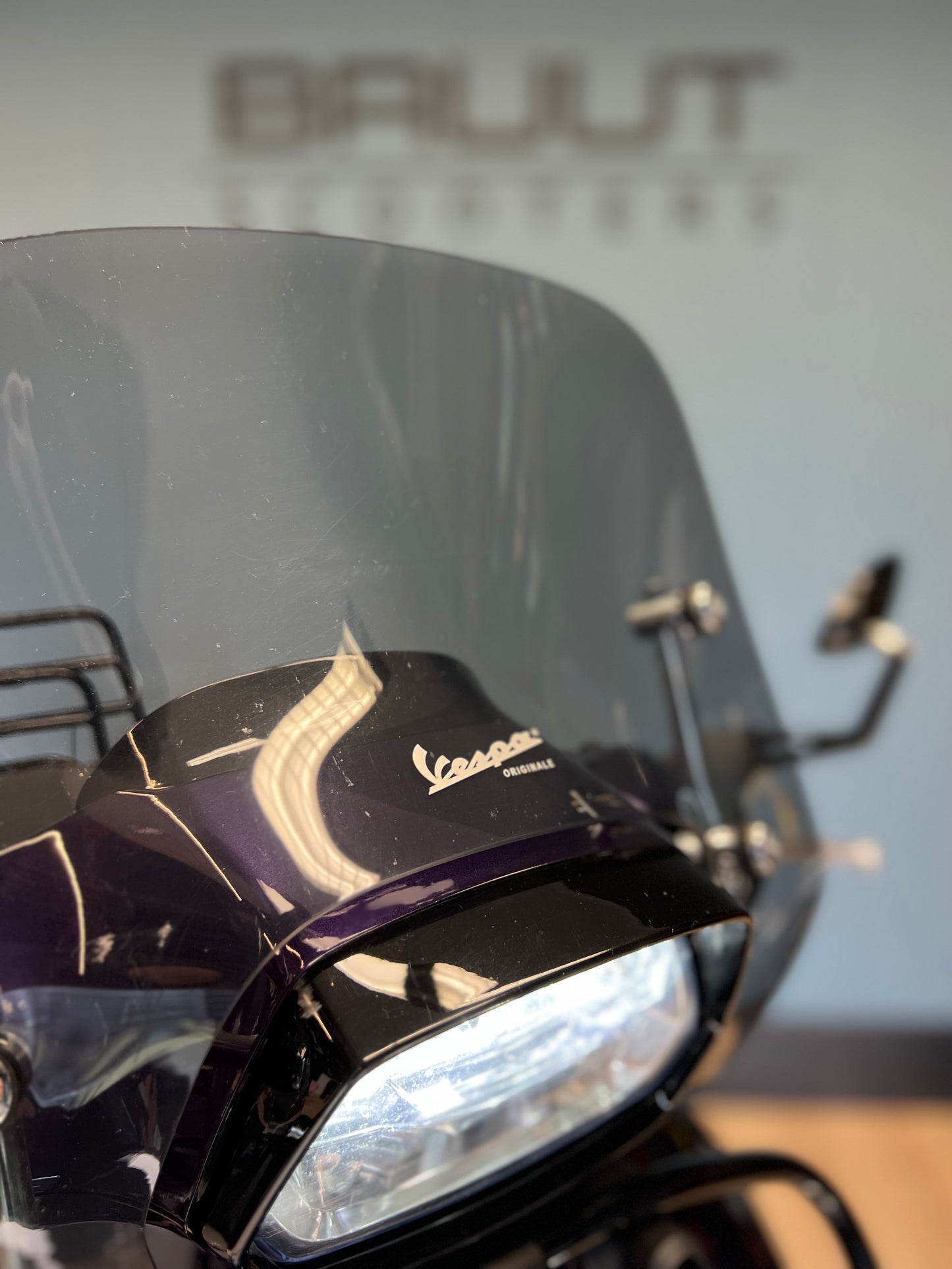 Vespa Sprint E4 2020 custom Bruut purple